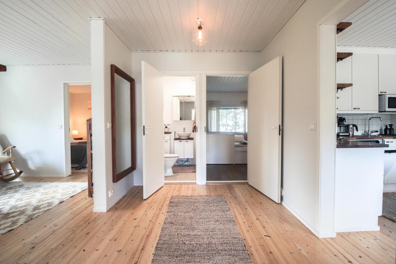 Lakeside Holiday Chalet