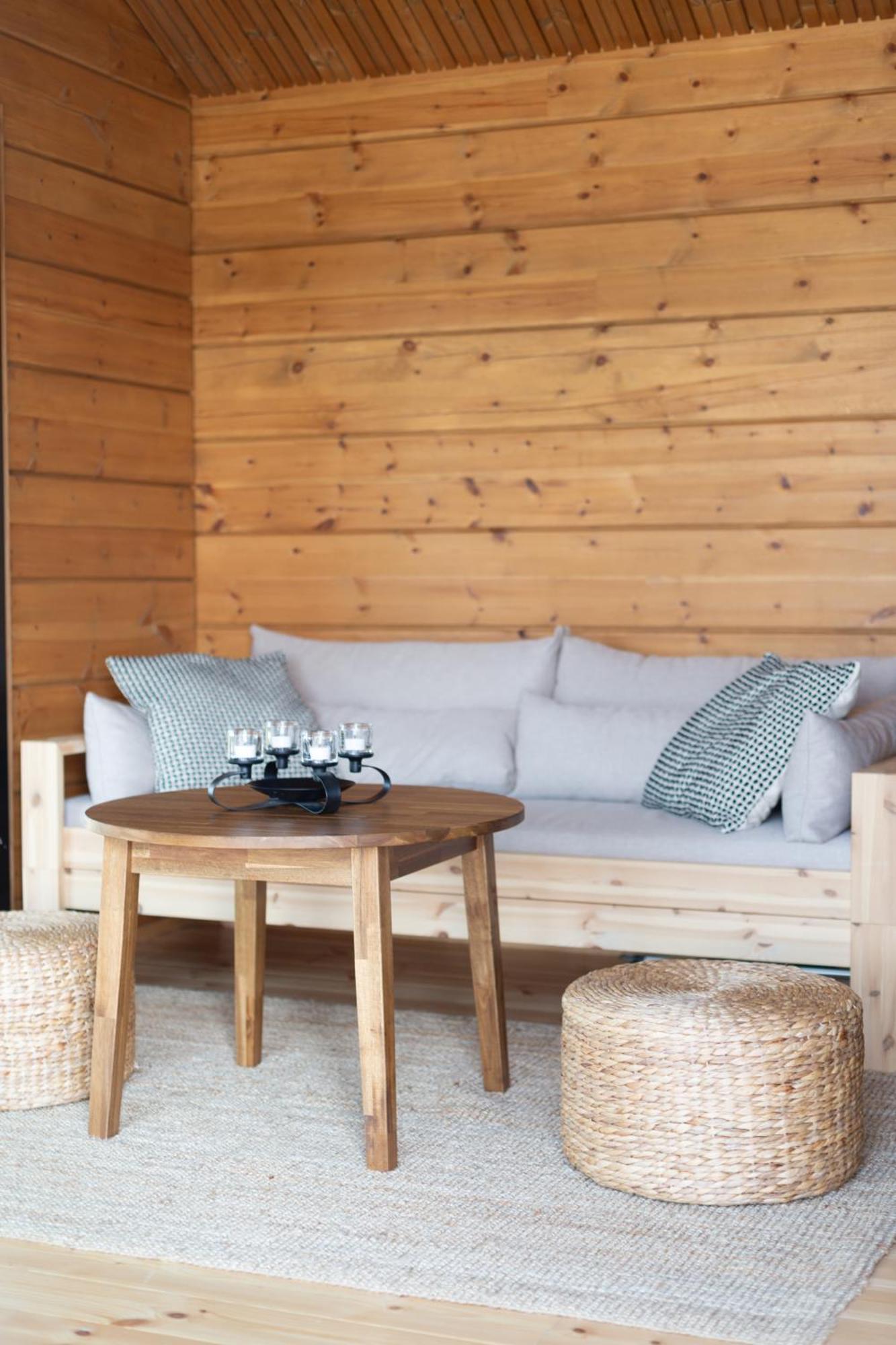 Lakeside Holiday Chalet