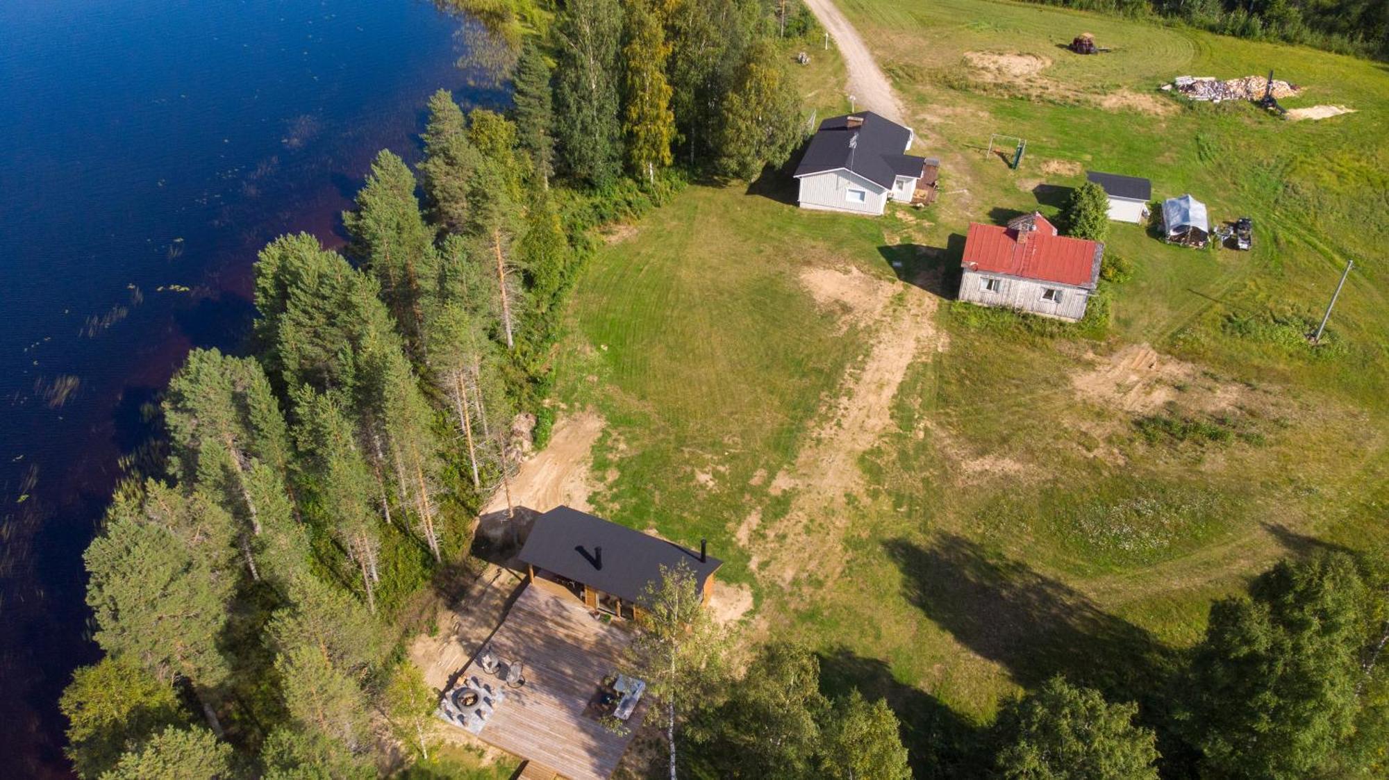 Chalet Lakeside Holiday *